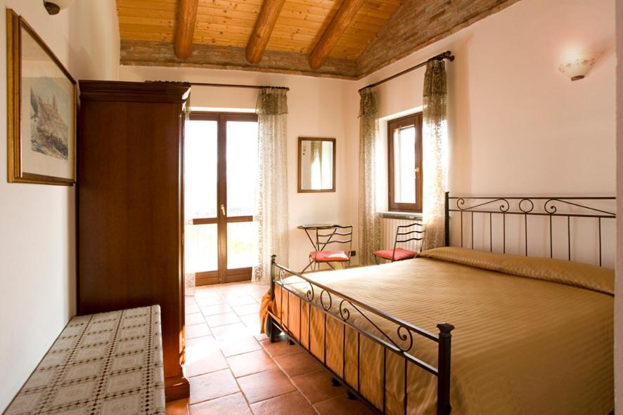 Agriturismo Antichi Poderi Gallina Neive Esterno foto