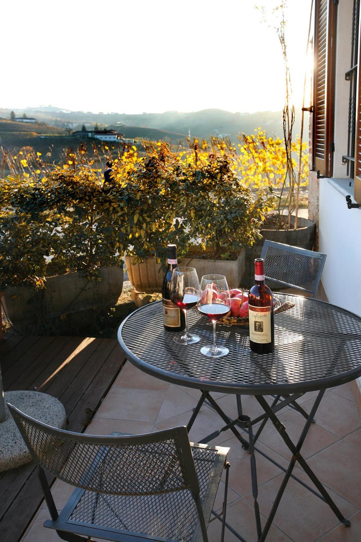 Agriturismo Antichi Poderi Gallina Neive Esterno foto